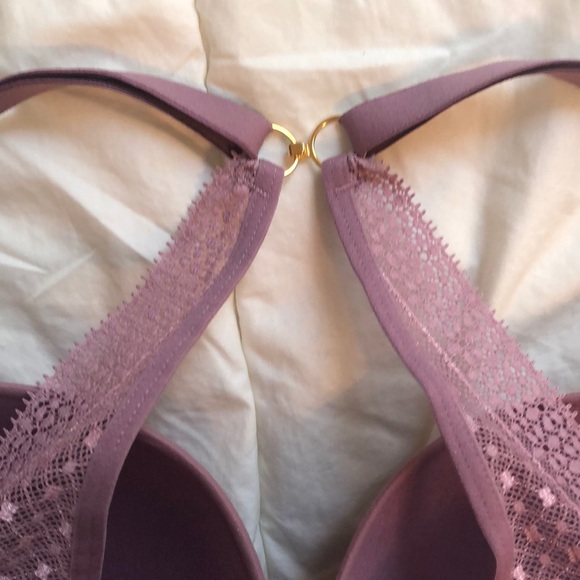 Brand new Incredible By Victoria Secret bra - Picture 3 of 4